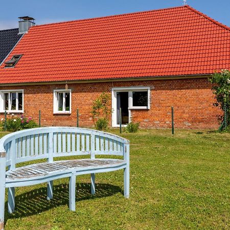 Snug Holiday Home In Divitz Spoldershagen Near Skydiving Buitenkant foto