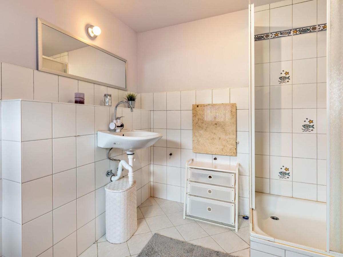 Snug Holiday Home In Divitz Spoldershagen Near Skydiving Buitenkant foto