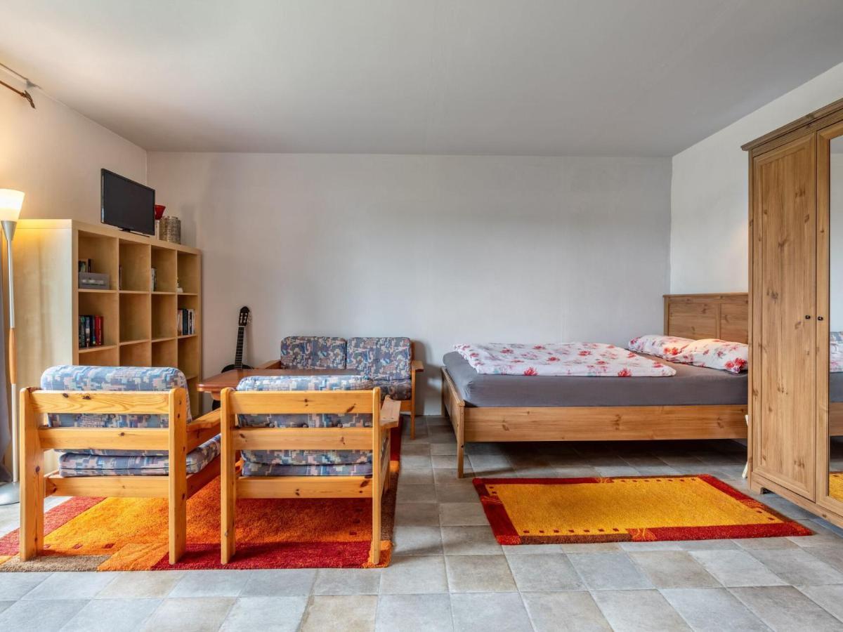 Snug Holiday Home In Divitz Spoldershagen Near Skydiving Buitenkant foto